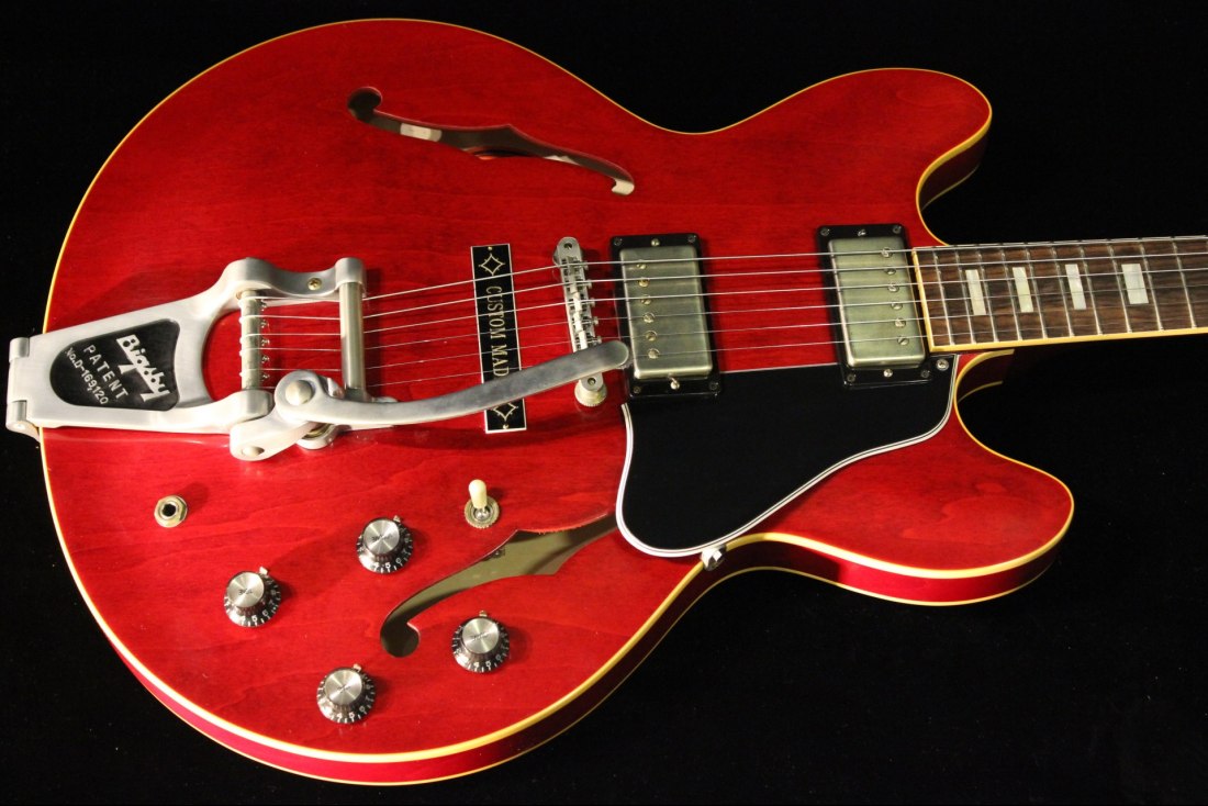 Gibson Memphis Rich Robinson ES-335