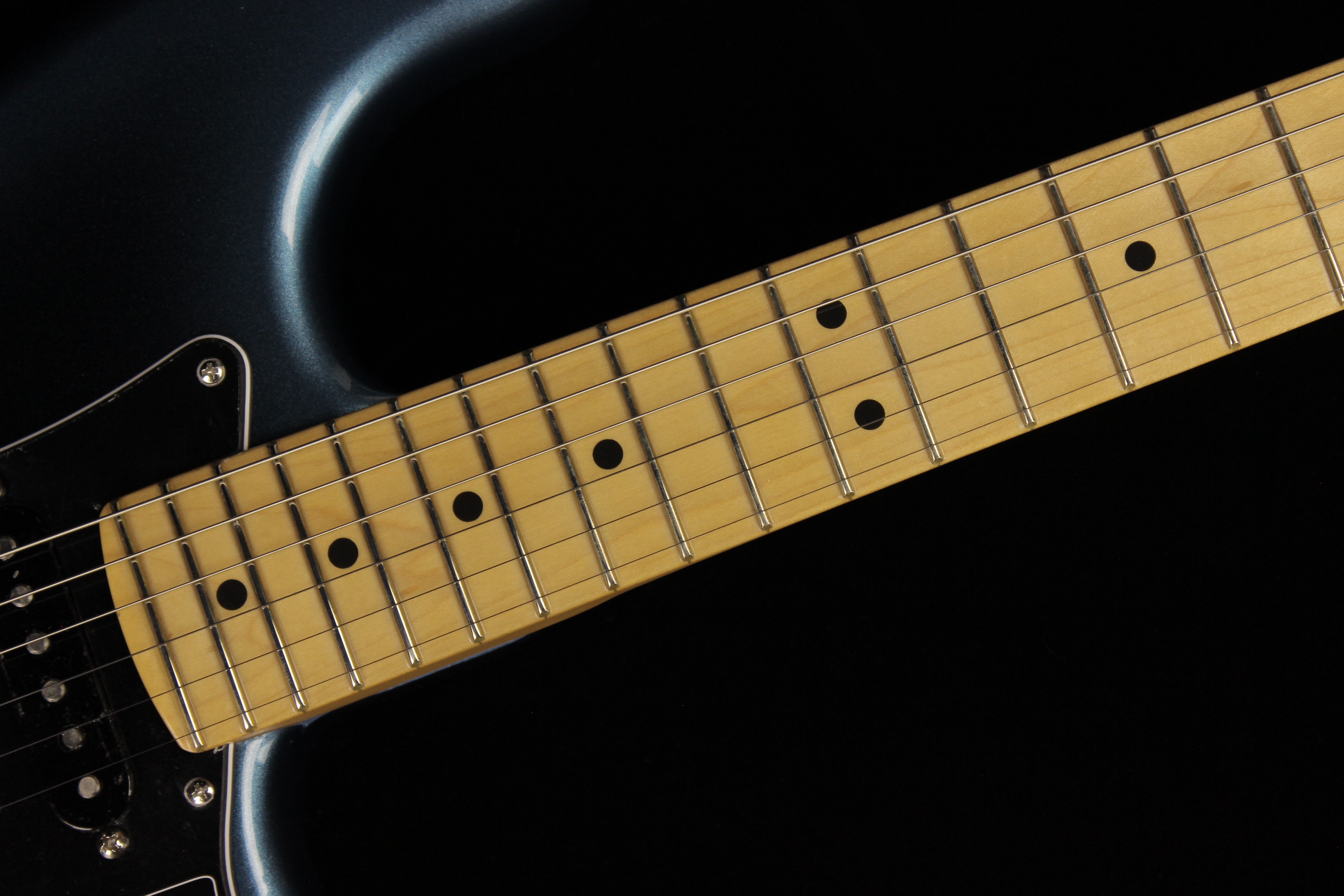 Fender American Professional II Stratocaster Dark Night (SN 
