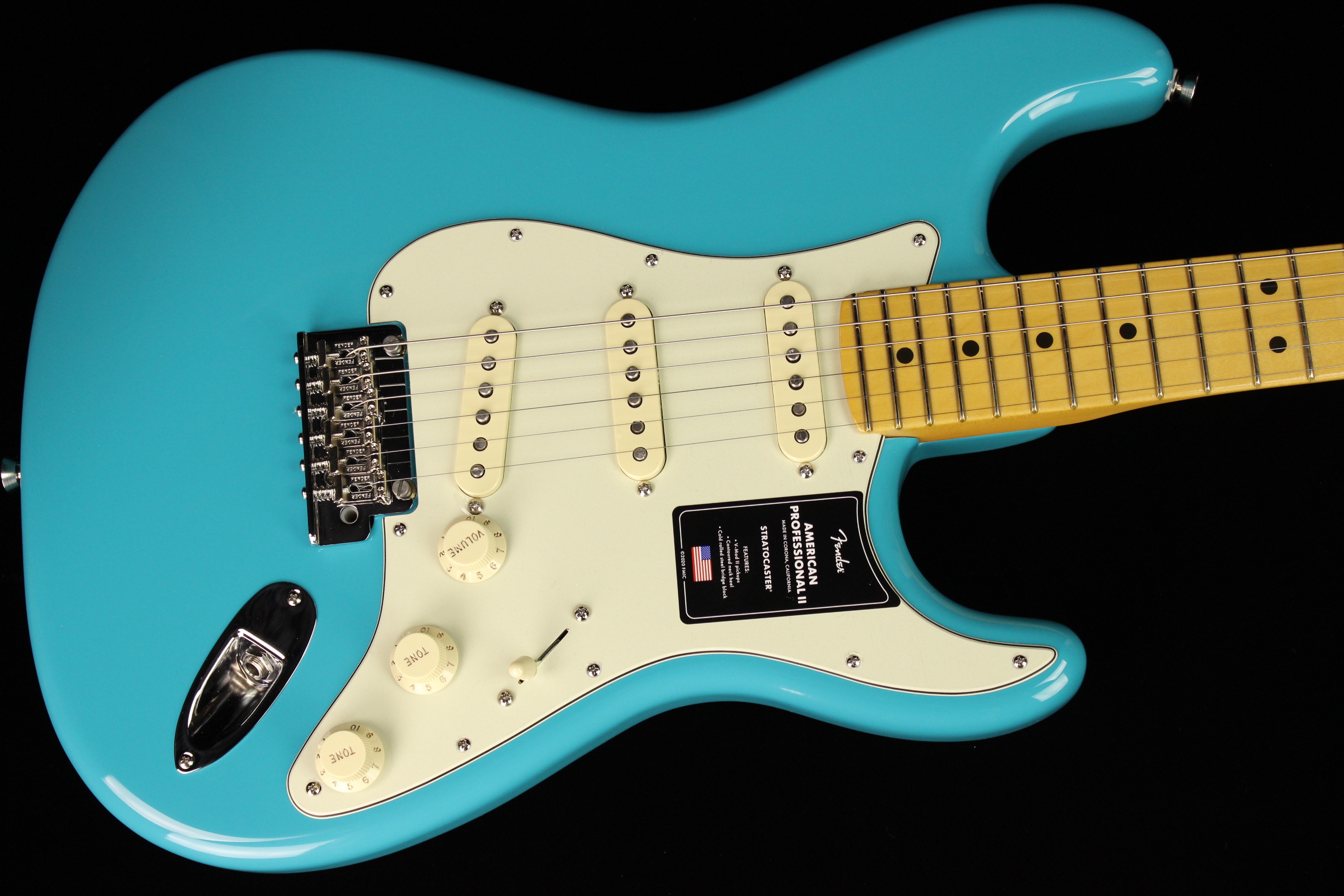 Fender American Professional II Stratocaster Miami Blue (SN