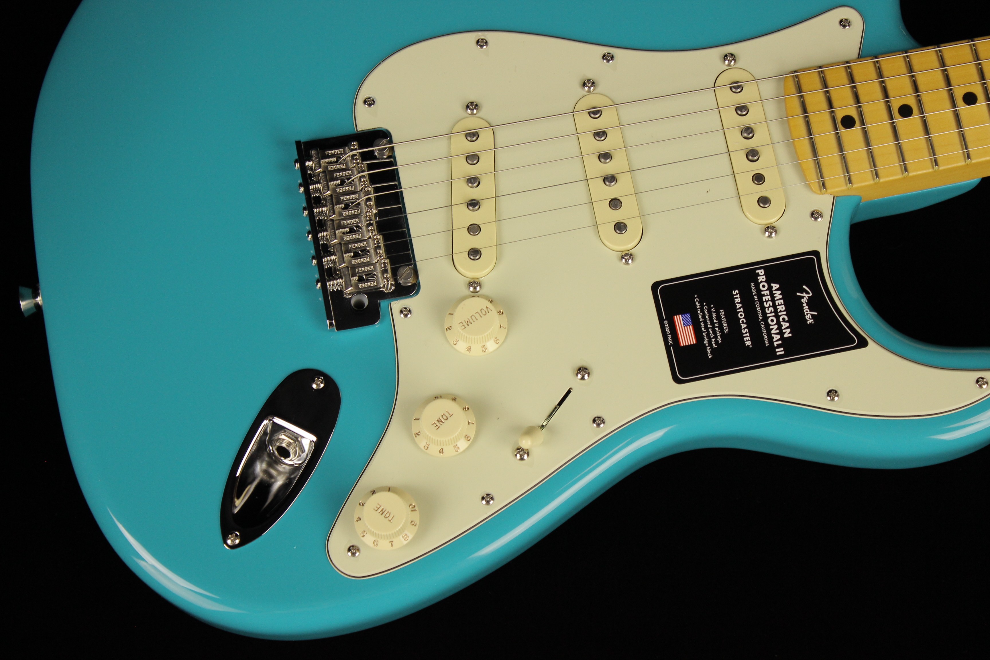 Fender American Professional II Stratocaster Miami Blue (SN