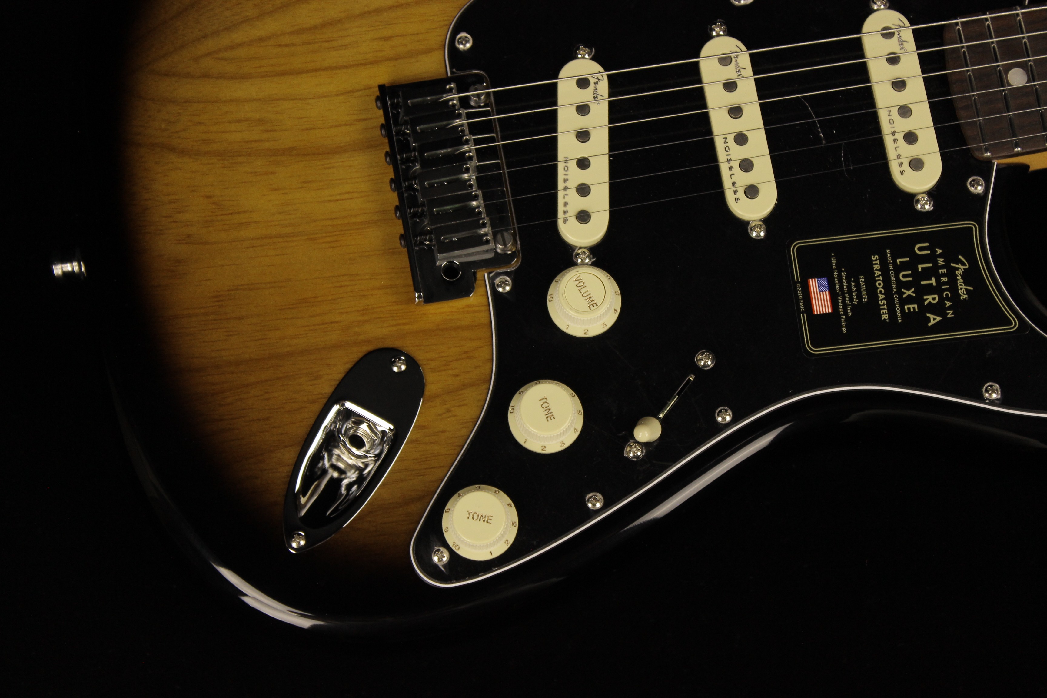 Fender American Ultra Luxe Stratocaster 2 Color Sunburst SN