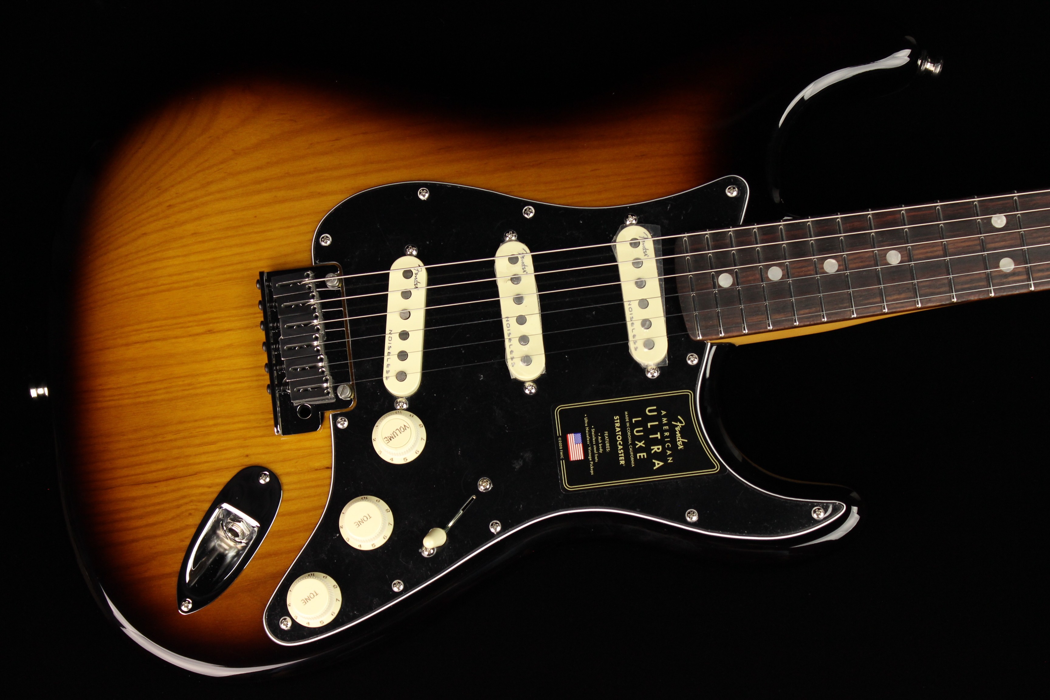 Fender American Ultra Luxe Stratocaster 2Color Sunburst (SN US210039020) Gino Guitars