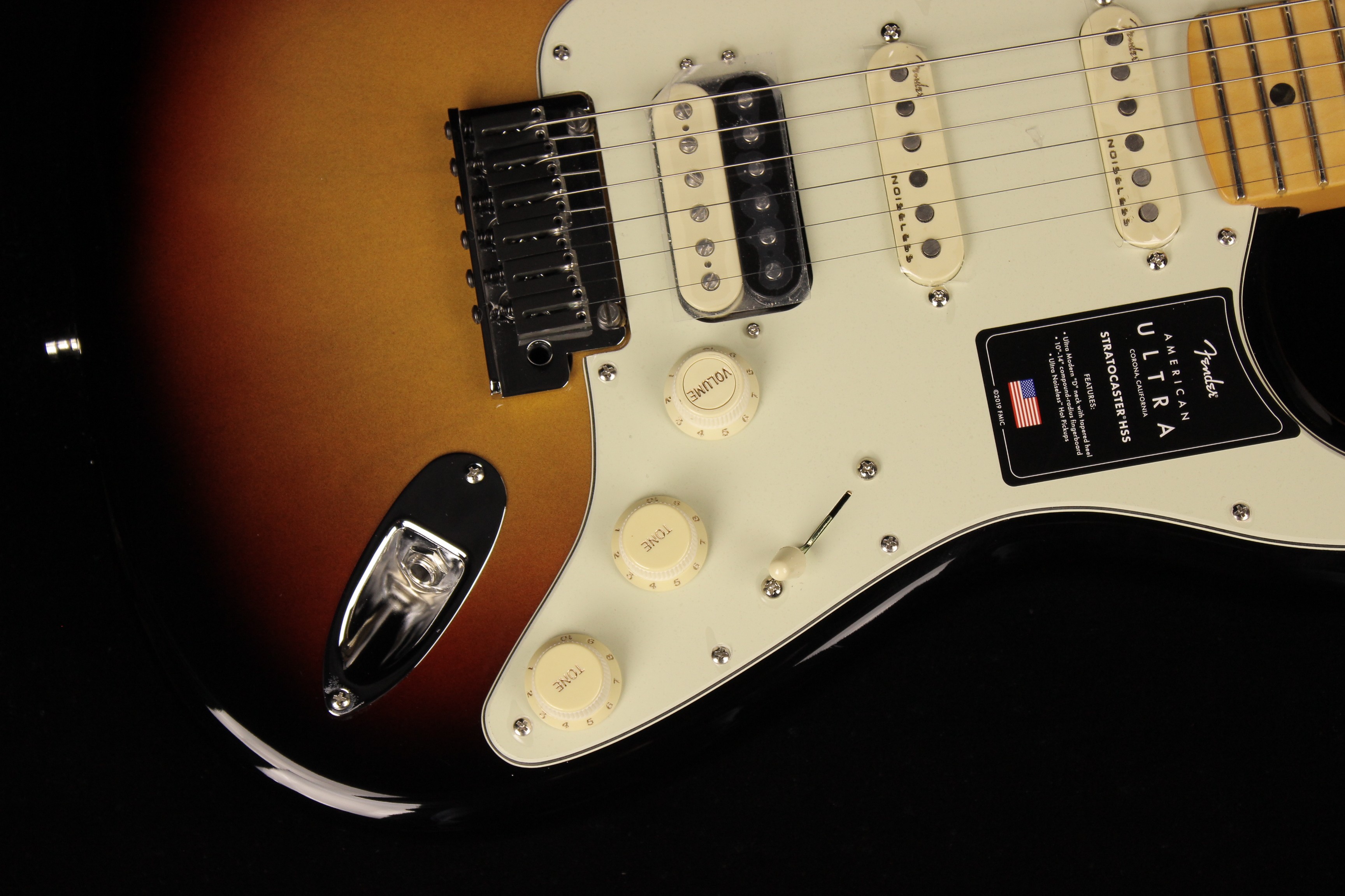 Fender American Ultra Stratocaster HSS Ultra Burst (SN