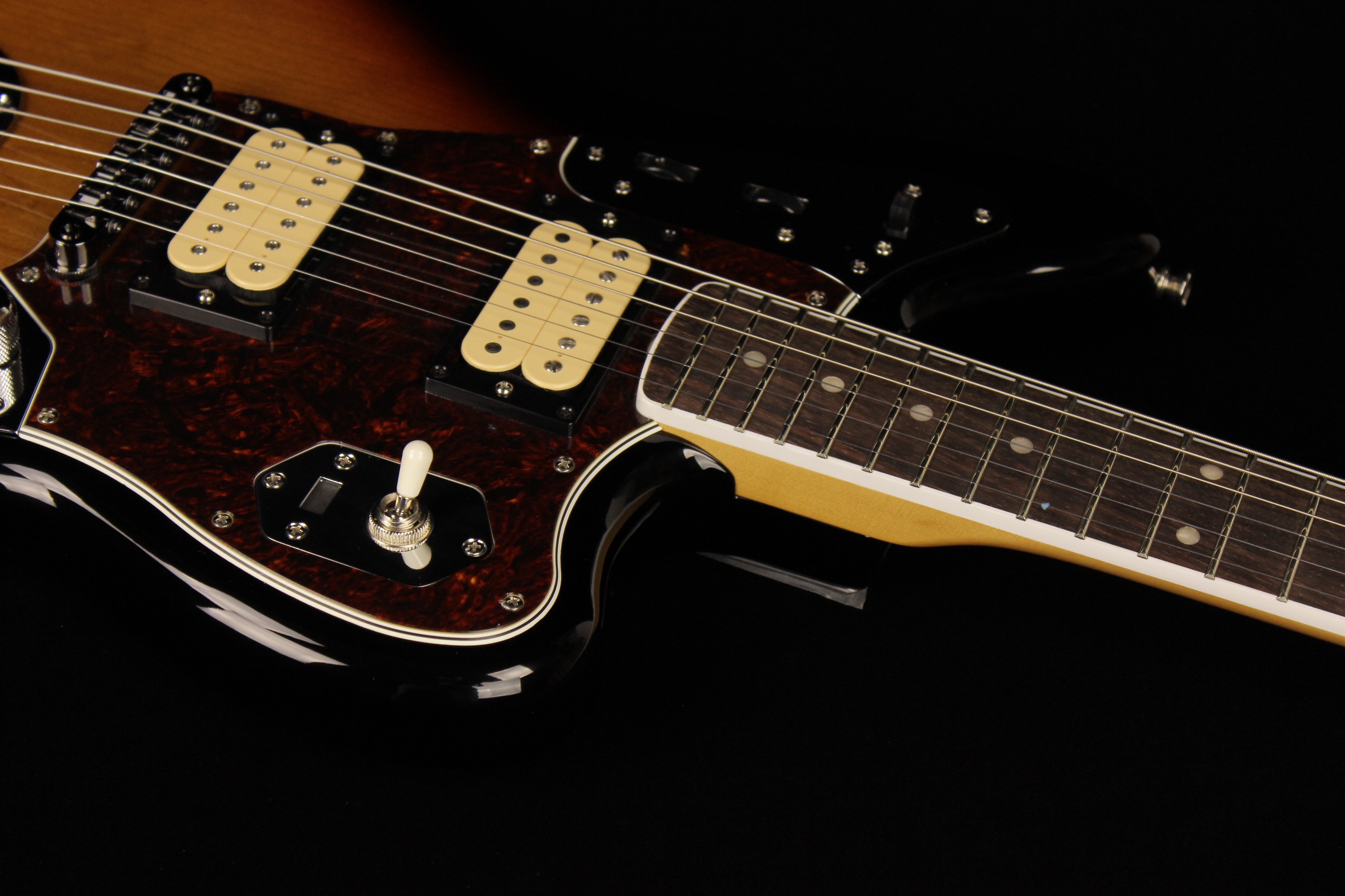 Fender Kurt Cobain Signature Jaguar NOS 3-Color Sunburst (SN