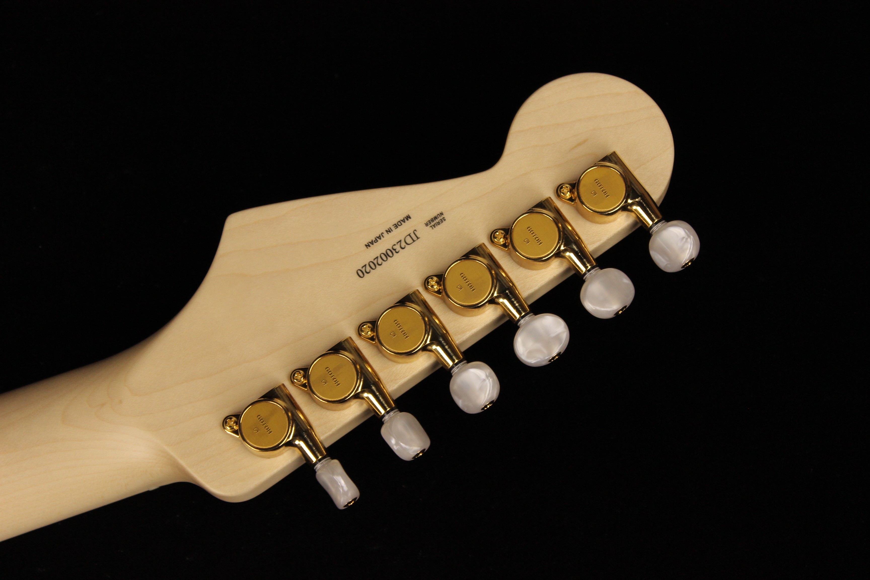Fender Richie Kotzen Stratocaster Transparent White Burst SN