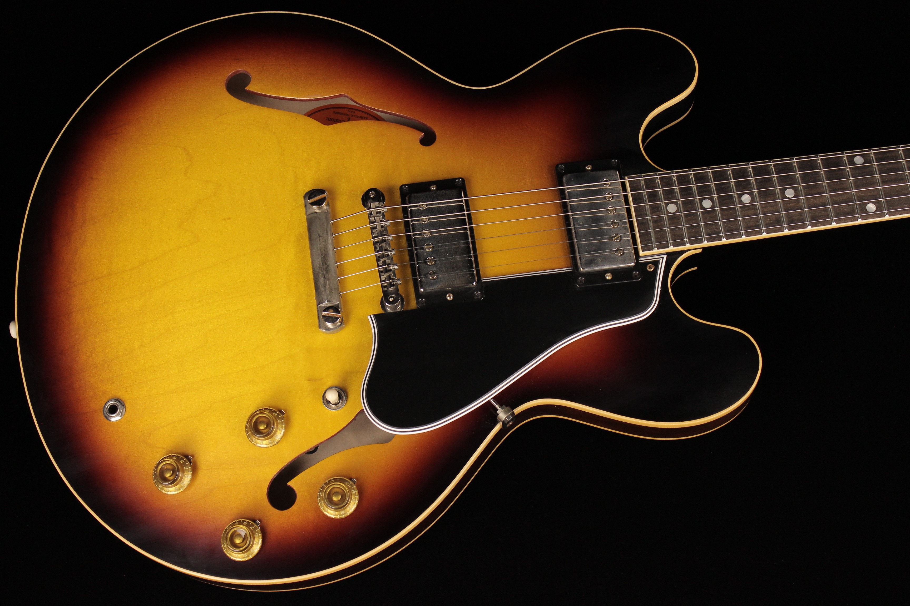印象のデザイン Custom Gibson 1959 (SN Burst Vintage VOS Reissue ES-335 ギター