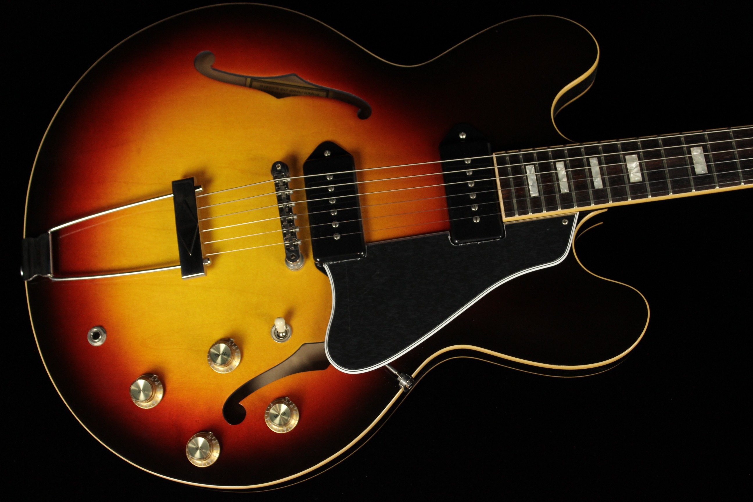 ミュージシャン s Gibson-Memphis-ES-330TD-2018-