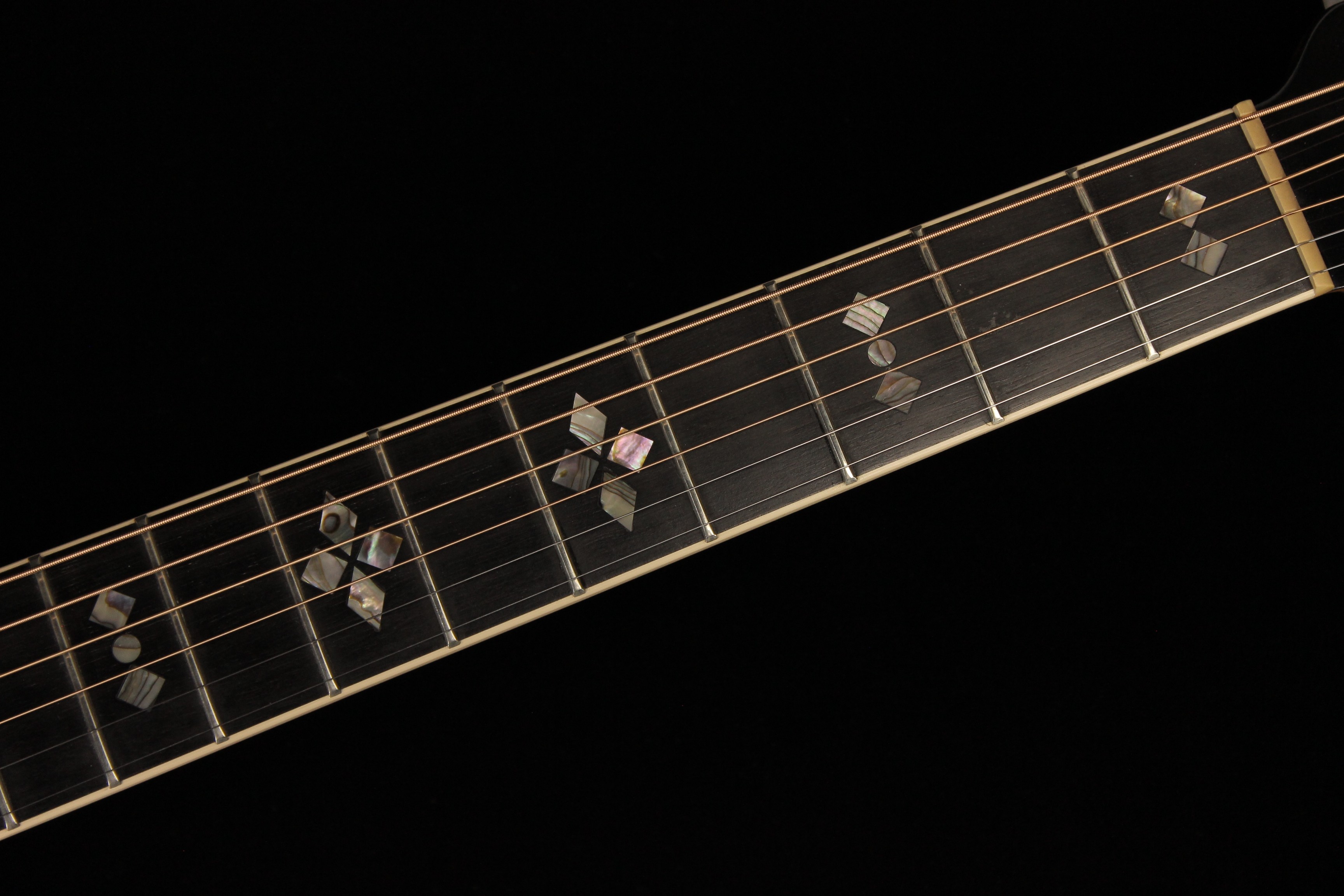 Ovation 1769-ADII Al Di Meola Black (SN: 584810) | Gino Guitars