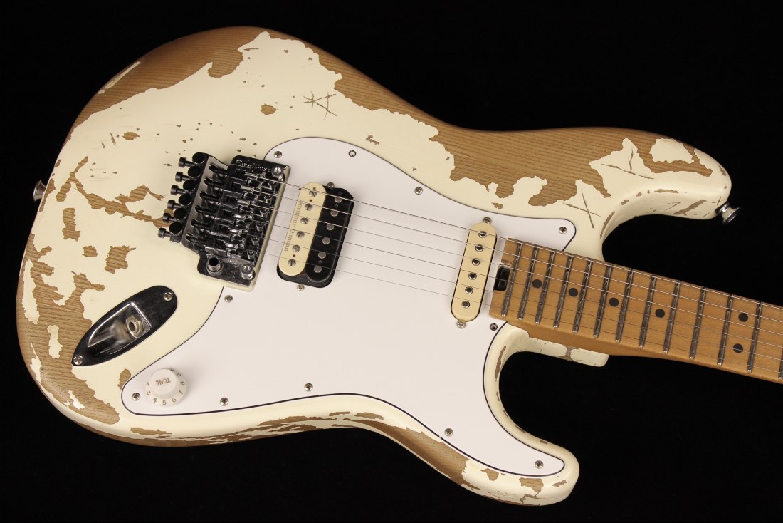 Charvel Henrik Danhage Limited Edition Signature Pro-Mod So-Cal Style 1 HS FR M