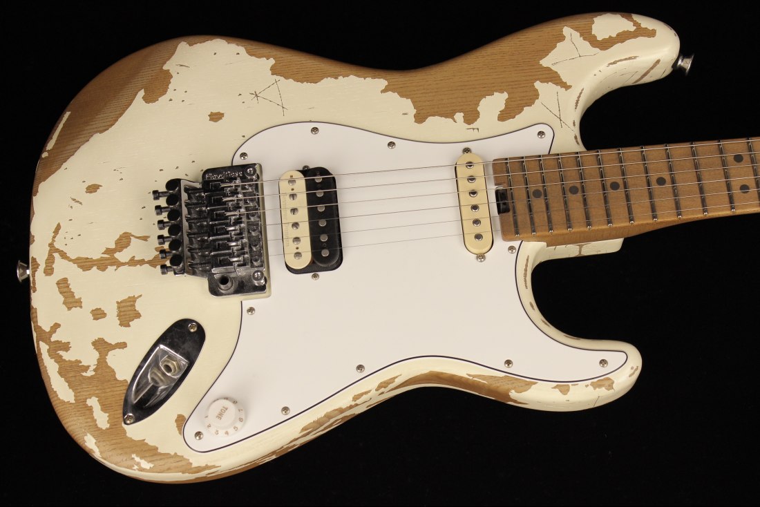 Charvel Henrik Danhage Limited Edition Signature Pro-Mod So-Cal Style 1 HS FR M