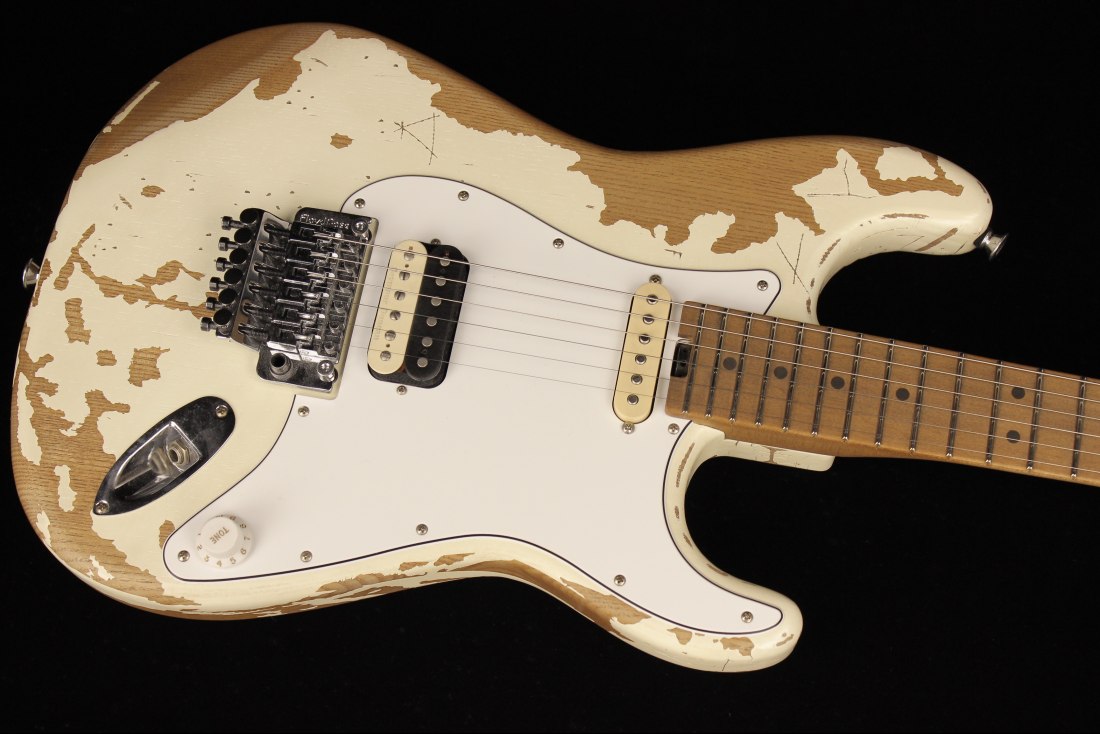 Charvel Henrik Danhage Limited Edition Signature Pro-Mod So-Cal Style 1 HS FR M