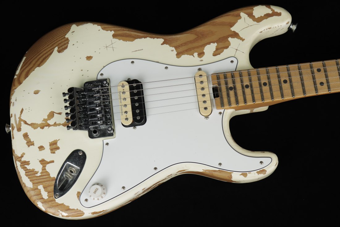 Charvel Henrik Danhage Limited Edition Signature Pro-Mod So-Cal Style 1 HS FR M