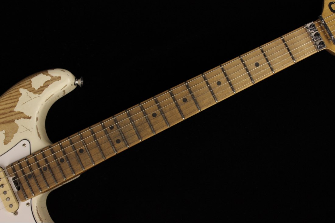 Charvel Henrik Danhage Limited Edition Signature Pro-Mod So-Cal Style 1 HS FR M