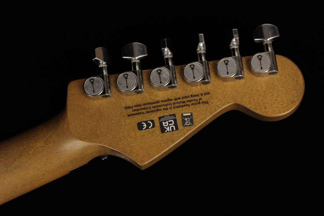 Charvel Henrik Danhage Limited Edition Signature Pro-Mod So-Cal Style 1 HS FR M