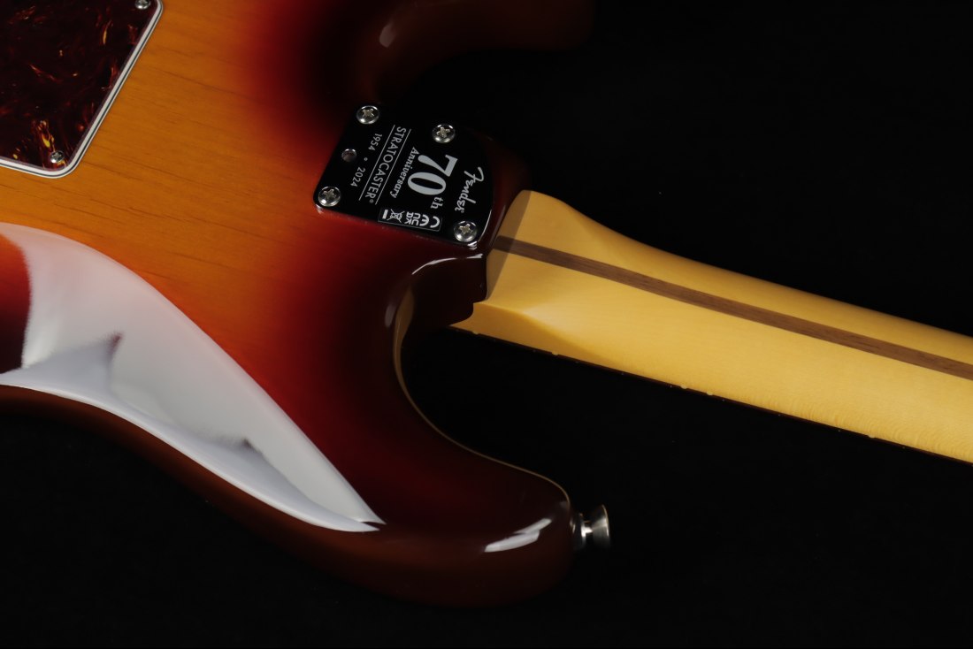 Fender 70th Anniversary American Professional II Stratocaster