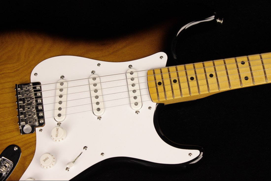 Fender 70th Anniversary American Vintage II 1954 Stratocaster