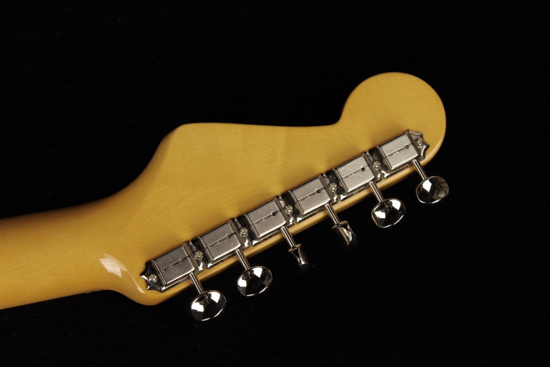 Fender 70th Anniversary American Vintage II 1954 Stratocaster