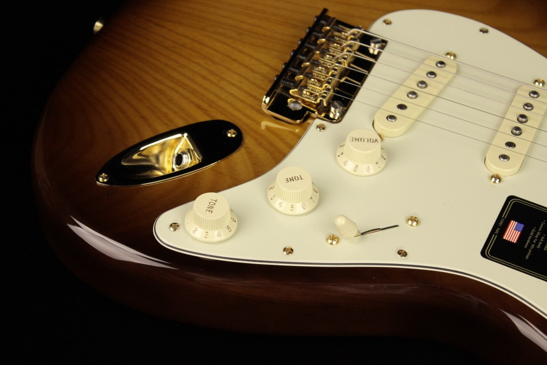 Fender 75th Anniversary Commemorative Stratocaster