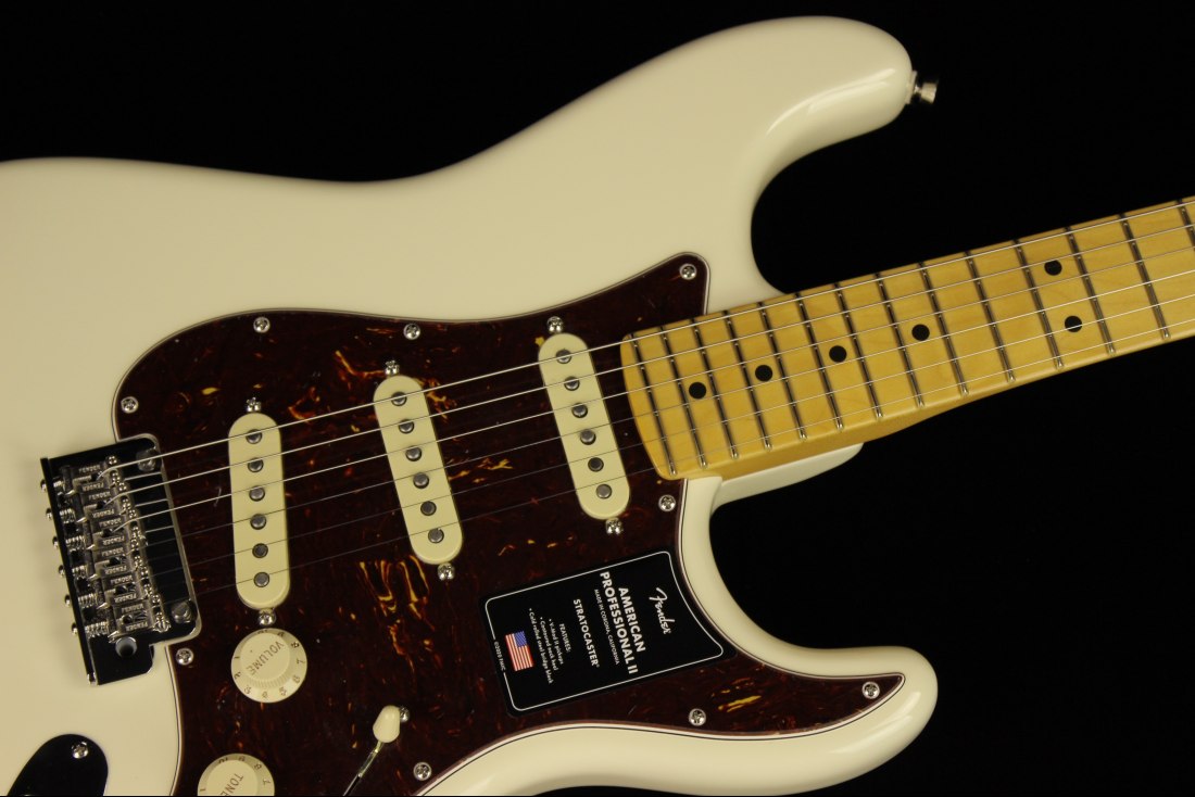 Fender American Professional II Stratocaster - MN OW