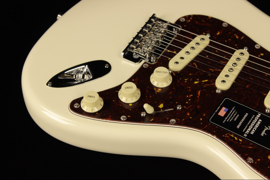 Fender American Professional II Stratocaster - MN OW