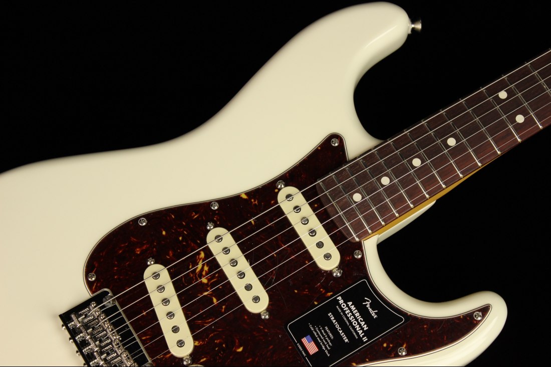 Fender American Professional II Stratocaster - RW OW