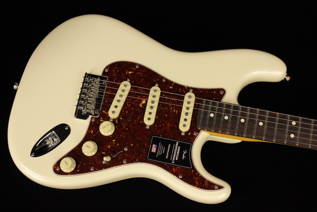 Fender American Professional II Stratocaster - RW OW