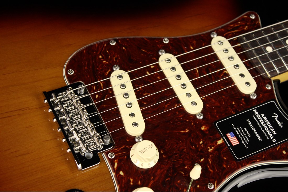 Fender American Professional II Stratocaster - RW 3CS