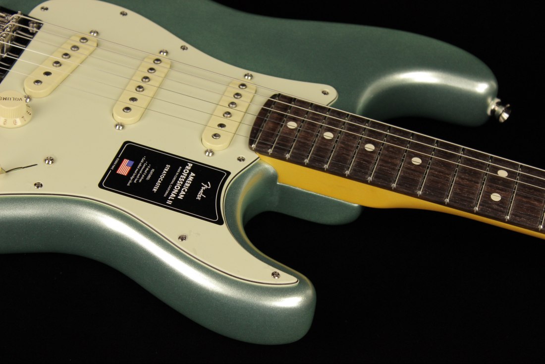 Fender American Professional II Stratocaster - RW MSG
