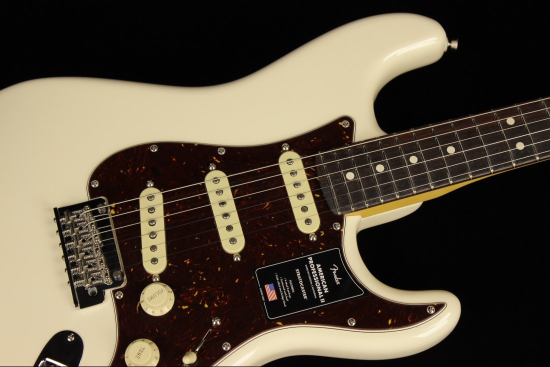 Fender American Professional II Stratocaster - RW OW