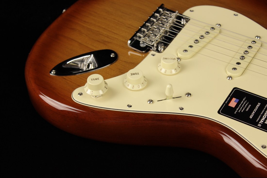 Fender American Professional II Stratocaster - MN SSB