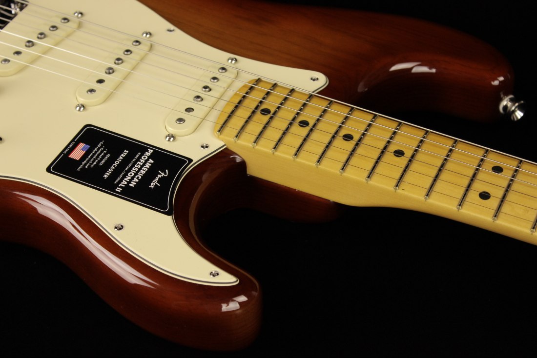 Fender American Professional II Stratocaster - MN SSB