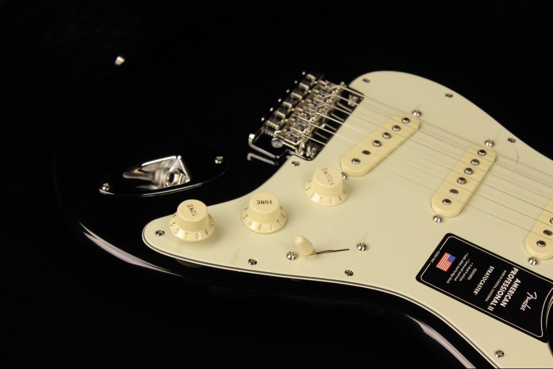 Fender American Professional II Stratocaster - MN BK