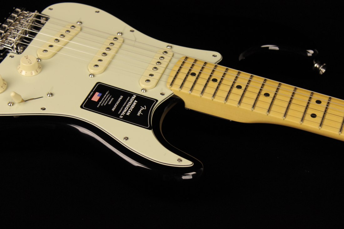 Fender American Professional II Stratocaster - MN BK