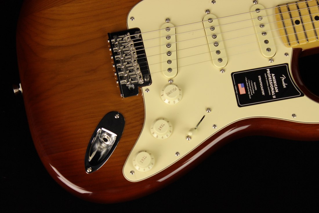 Fender American Professional II Stratocaster - MN SSB