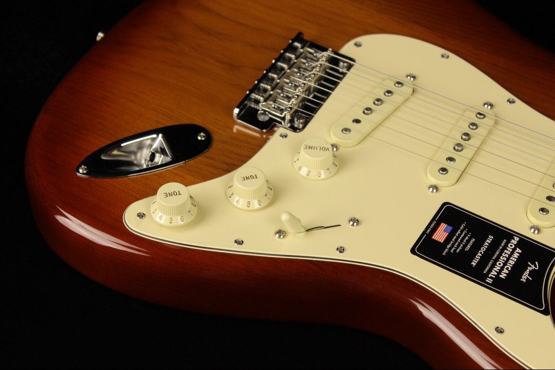 Fender American Professional II Stratocaster - MN SSB