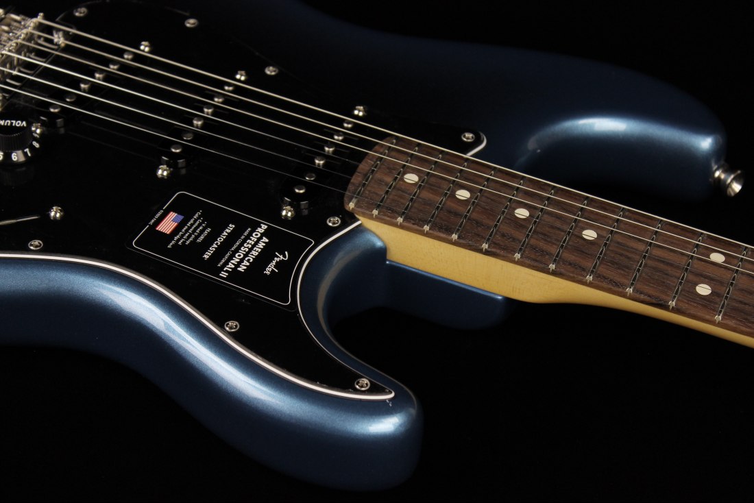 Fender American Professional II Stratocaster - RW DKN