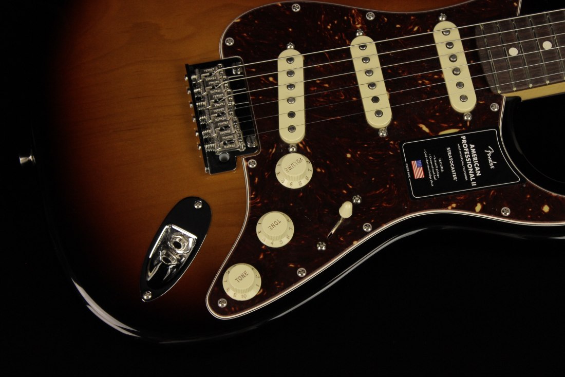 Fender American Professional II Stratocaster - RW 3CS