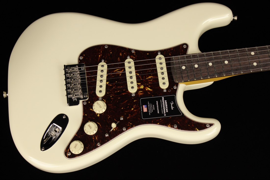Fender American Professional II Stratocaster - RW OW