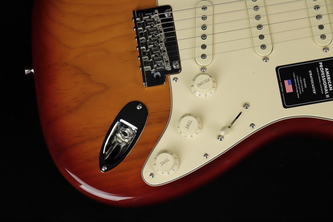 Fender American Professional II Stratocaster - MN SSB