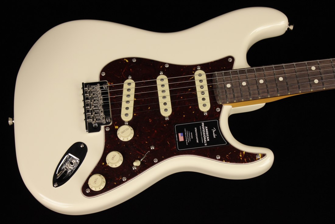 Fender American Professional II Stratocaster - RW OW