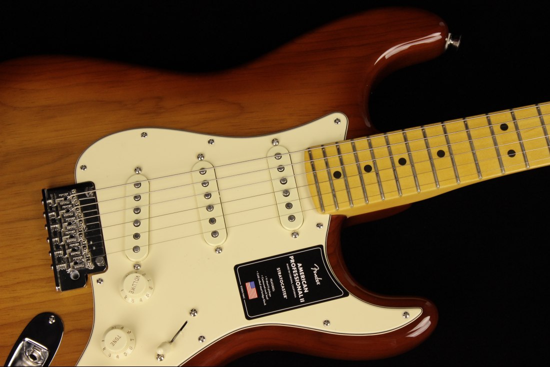 Fender American Professional II Stratocaster - MN SSB