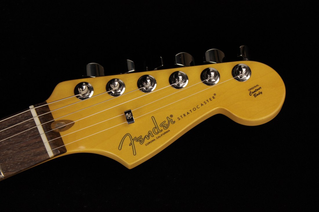 Fender American Professional II Stratocaster HSS - RW 3CS