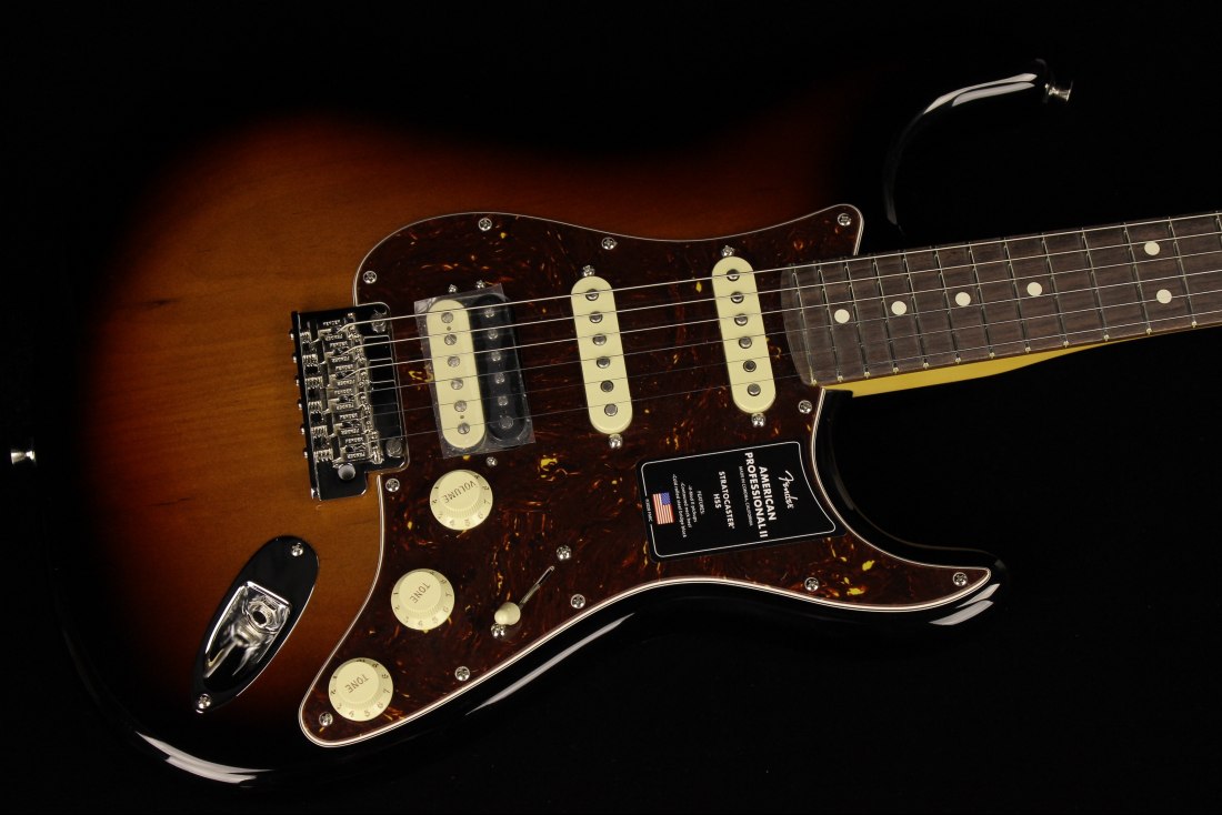 Fender American Professional II Stratocaster HSS - RW 3CS