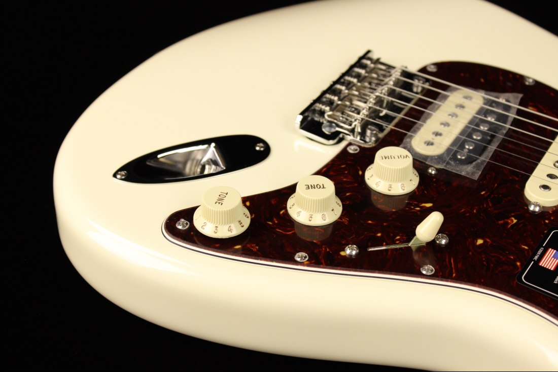 Fender American Professional II Stratocaster HSS - MN OWT