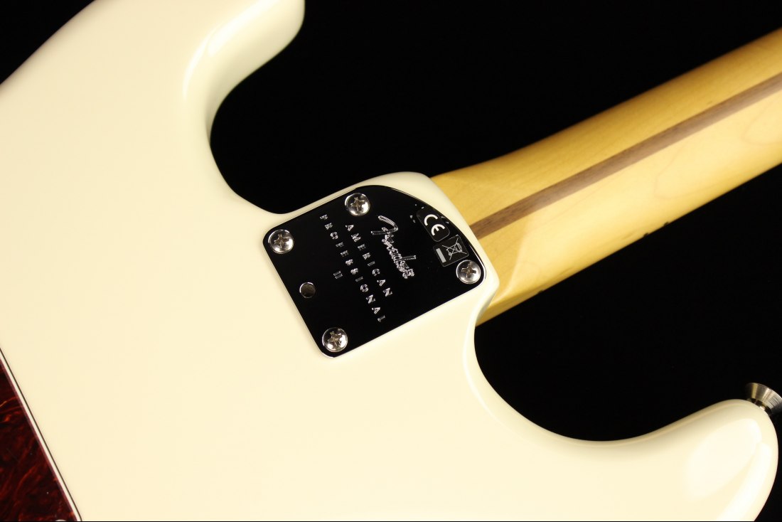 Fender American Professional II Stratocaster HSS - MN OWT