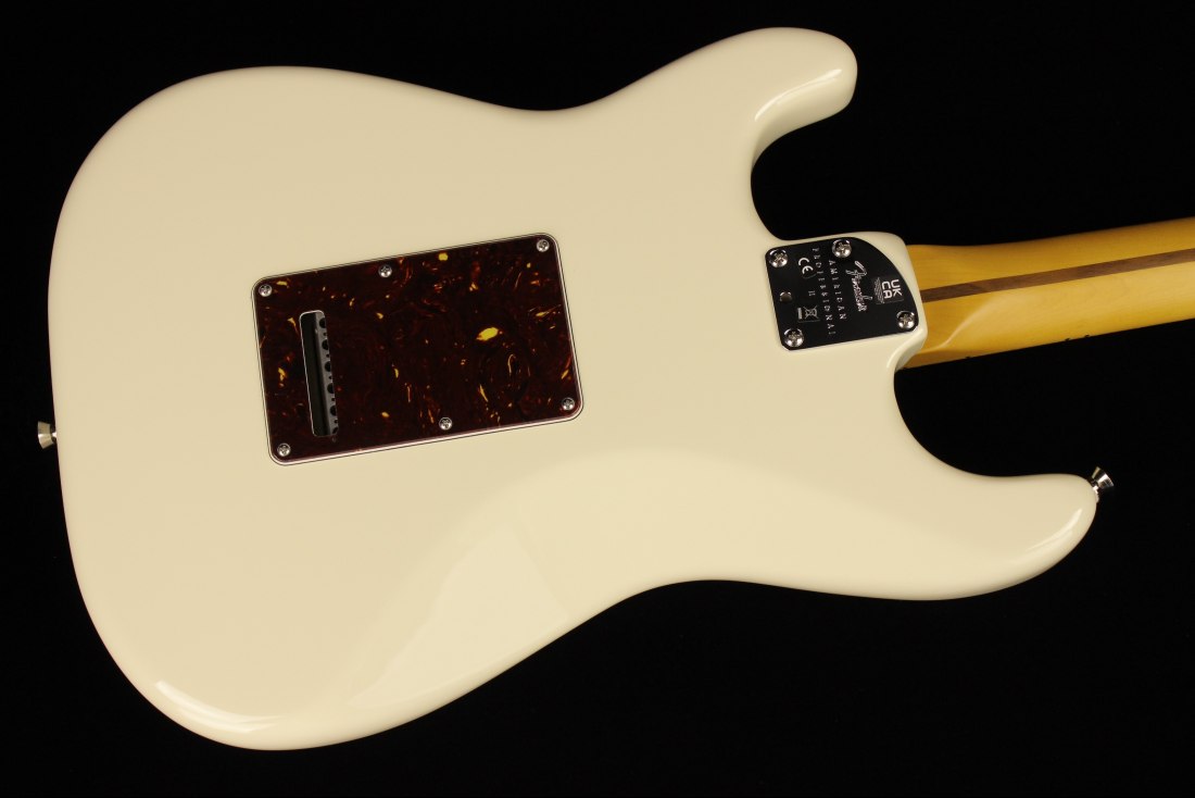 Fender American Professional II Stratocaster HSS - MN OWT