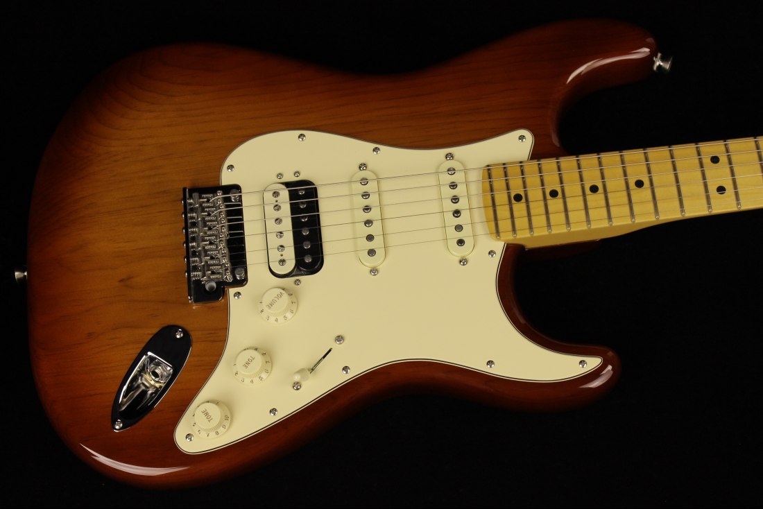 Fender American Professional II Stratocaster HSS - MN SSB