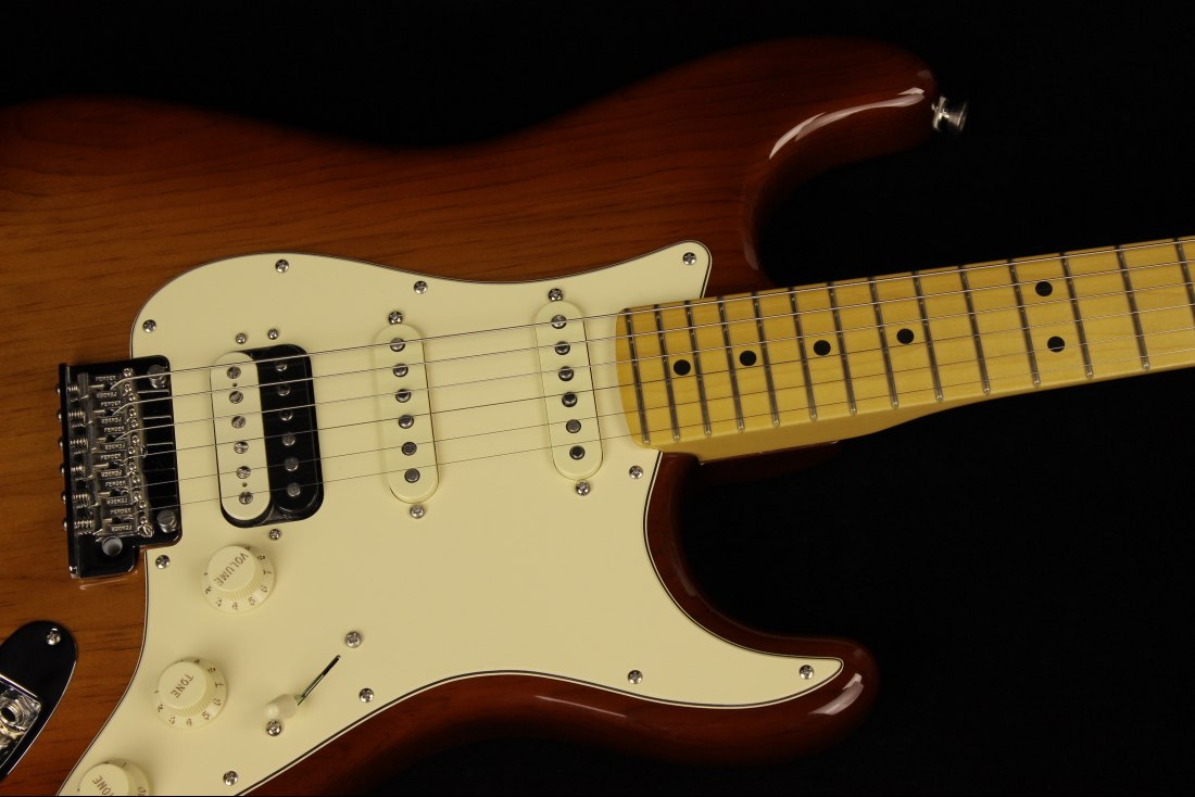 Fender American Professional II Stratocaster HSS - MN SSB