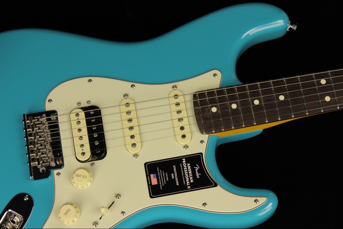 Fender American Professional II Stratocaster HSS - RW MBL