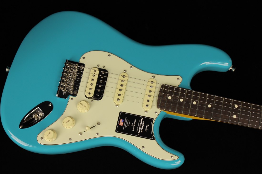 Fender American Professional II Stratocaster HSS - RW MBL